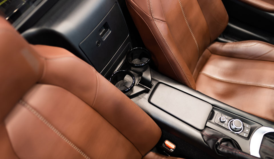 摄图网_501234499_汽车内饰背景(企业商用)